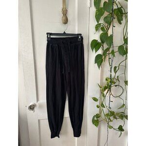 Hanes men’s size small pajama pants